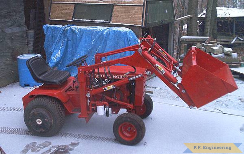 Burt T. in Hallowell, ME loader for Wheel Horse garden tractor | Burt T. in Hallowell, ME built this nice looking loader for his WheelHorse garden tractor 2
