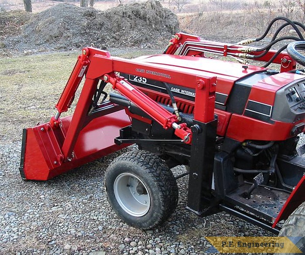 nice work on the quick disconnect loader! | Case International 235 compact tractor loader_5