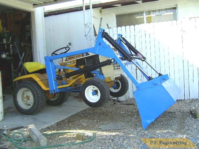 i like the blue! | Gilson garden tractor front end loader_1