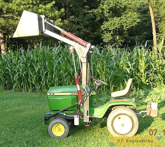 Floyd S. in Cresaptown, MD built this loader for his John Deere 316 garden tractor | John Deere 316 Garden Tractor Loader_2