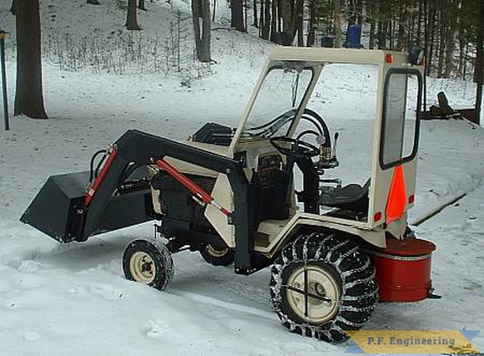 Glenn's other tractor outfitted for winter duty. | Micro Hoe_1