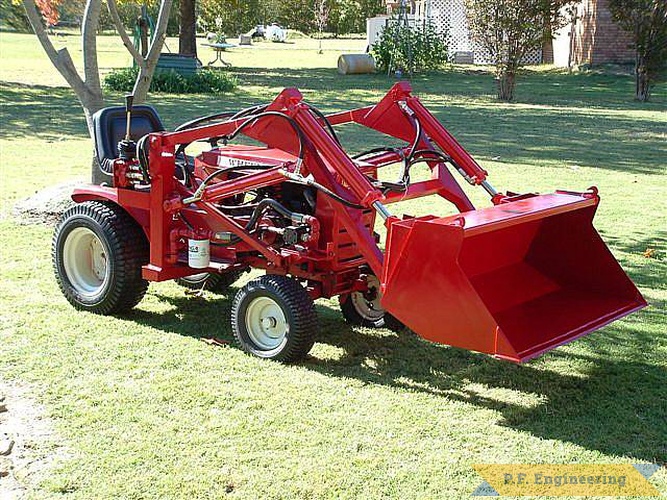 nice work on the loader Larry! | Wheel Horse 16 HP garden tractor loader _3