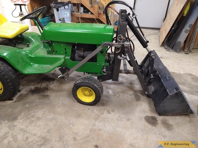 Richard W. built this Pin On Loader for his John Deere 140 right side view