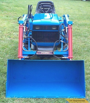 Ford LGT 18H garden tractor loader_3