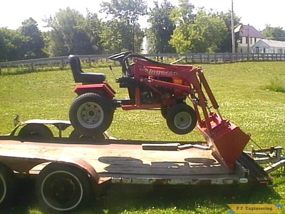 Ingersoll LGT 318 garden tractor loader_5