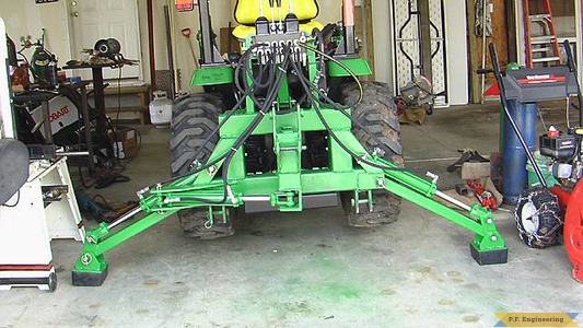 John Deere 2320 compact tractor backhoe_4