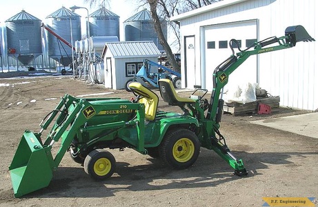 John Deere 322 garden tractor Micro Hoe_2