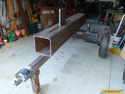 log splitter main trunk on suspension front view
